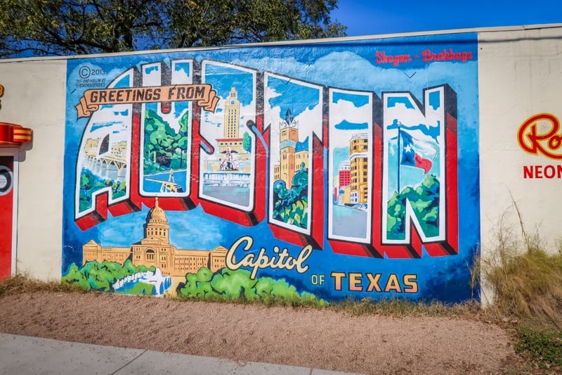 德克萨斯州奥斯汀市的壁画，这是美国独自旅行的最佳地点之一