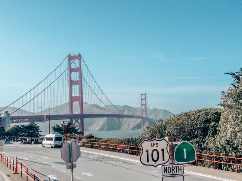 参观旧金山的金门大桥——美国独自旅行的最佳地点之一